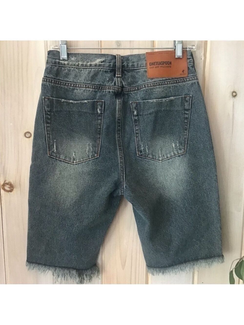 One Teaspoon Bermuda Denim Shorts Size 26 - Picture 8 of 9